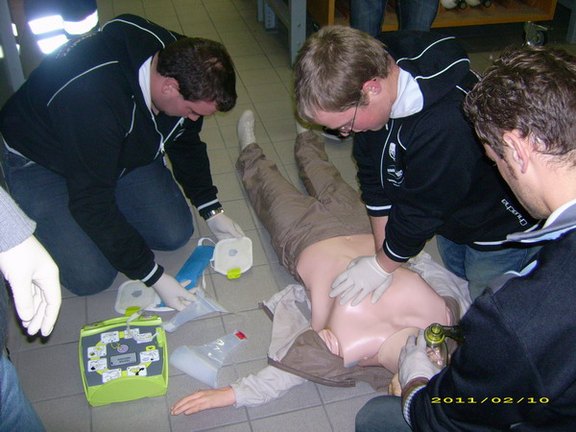 bls_aed_feuerwehr-18.jpg 